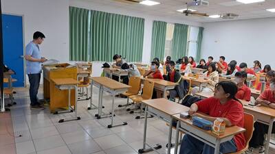 113.5.1-6.12-112-2交安入班宣教